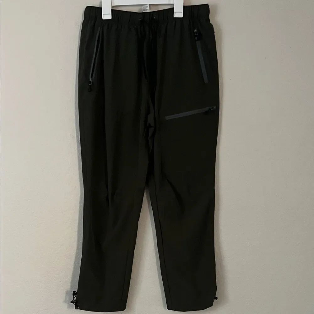 Like New! Baleaf Drawstring Joggers in Deep Green in Size L